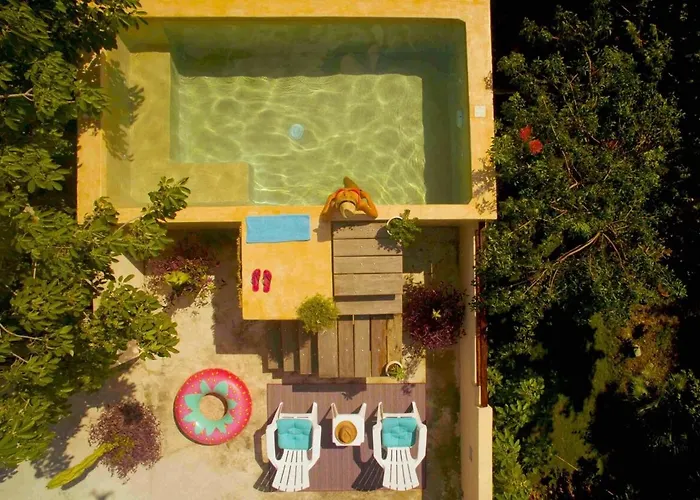 Casa Hibiscus Sky-high Pool With Birds Above The Jungle *